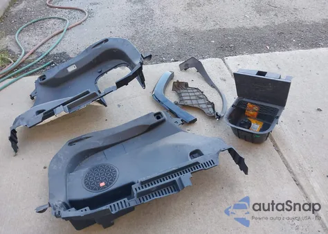 2020 Toyota Rav4 Hybrid Xse from USA, damaged, VIN 4T3EWRFV2LU004465